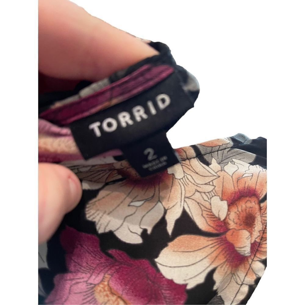 Torrid Blouse  - Picture 4 of 4
